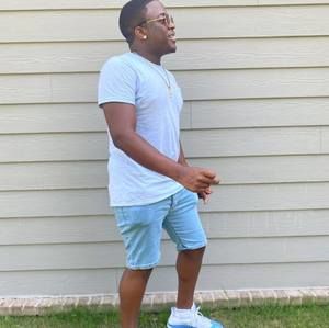 Meet your Posher, Aaron